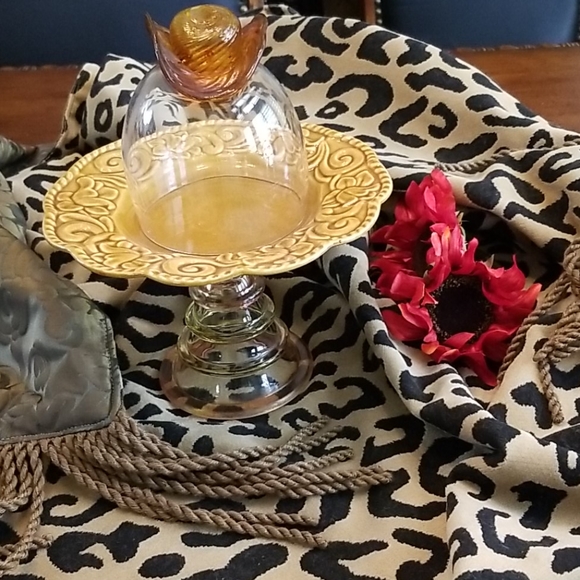 Ropem' in with this Blown Glass cupcake Holder - Picture 2 of 6